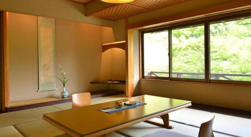 Hotel Myoken Ishiharaso Kirishima Exterior foto